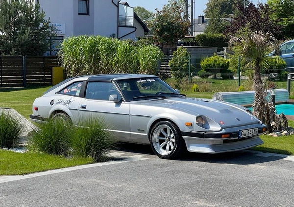 Nissan 280 ZX cena 78999 przebieg: 120000, rok produkcji 1983 z Gdynia małe 79